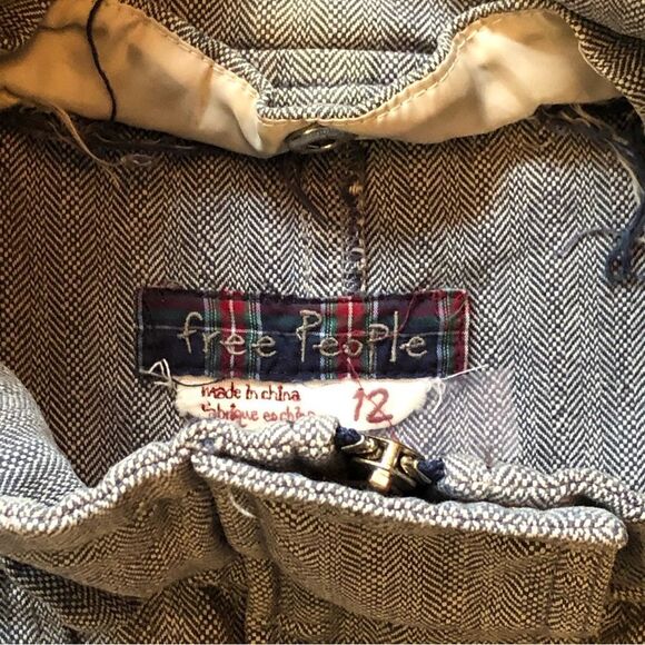 FREE PEOPLE Women’s Denim Full Zip Button Down Large Pocket Jacket Size 12 - Picture 4 of 12